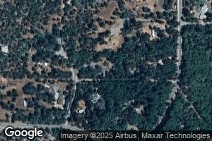 190 Hartsfield Ln, Merlin, OR 97532