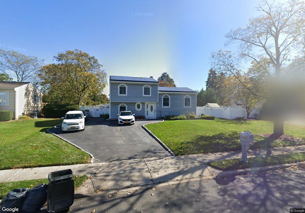 359 Greenbelt Pkwy, Holtsville, NY 11742 - photo 1