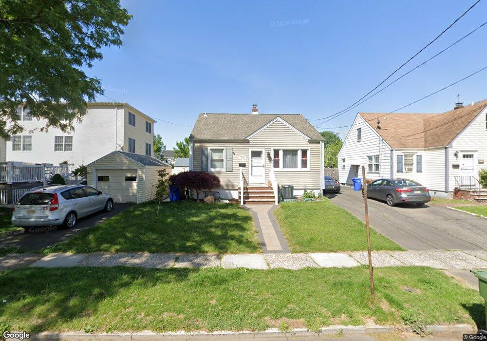 438 Laurita St, Linden, NJ 07036 - photo 1