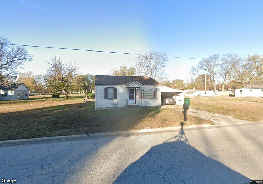 804 N 32nd St, Parsons, KS 67357 - photo 1
