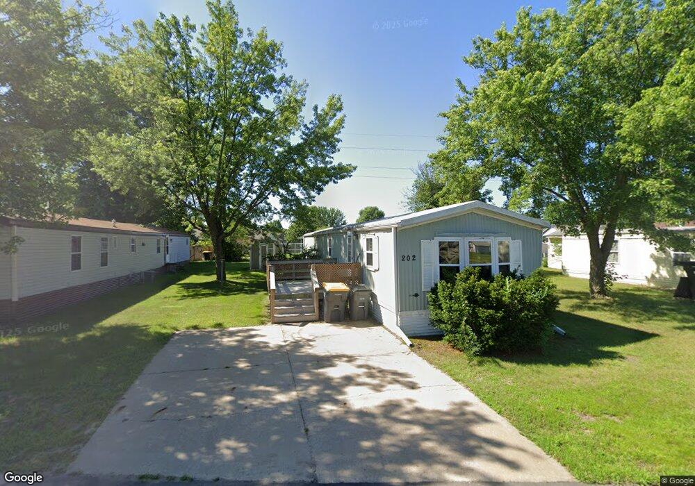 202 Sheffield Dr, Holmen, WI 54636 - photo 1