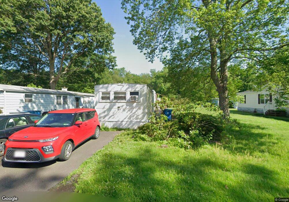 203 Hemlock Dr, Chalfont, PA 18914 - photo 1