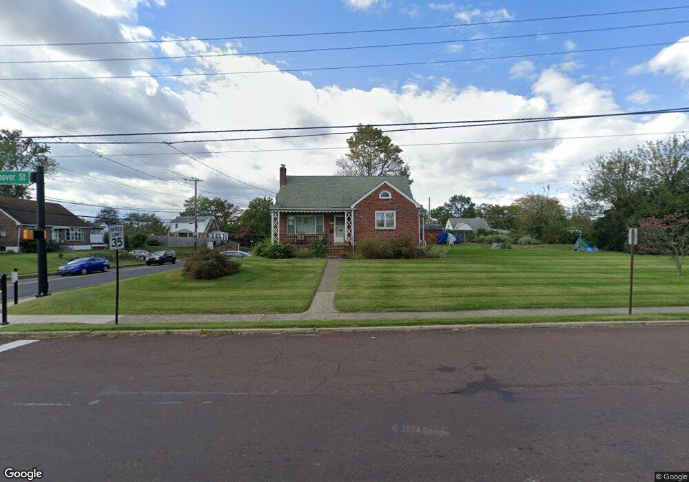 829 N Hanover St, Pottstown, PA 19464 - photo 1