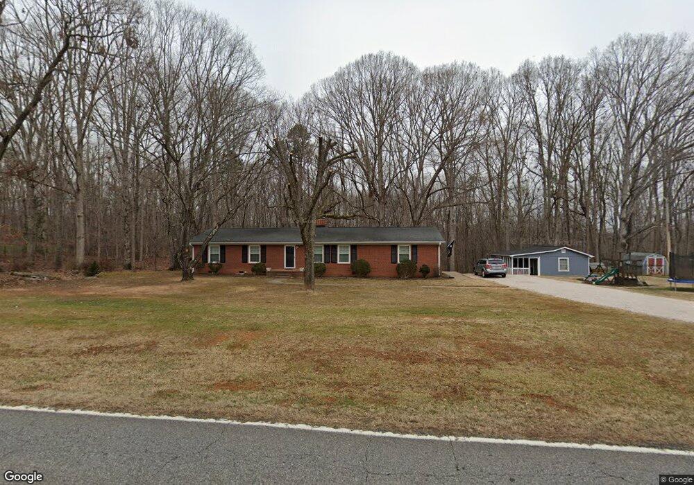 1524 Crowders Creek Rd, Gastonia, NC 28052 - photo 1