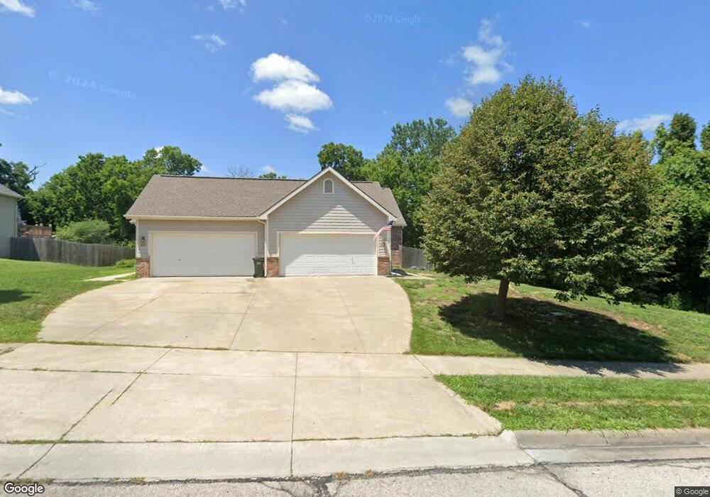 809 N Fieldstone Dr, Lawrence, KS 66049 - photo 1