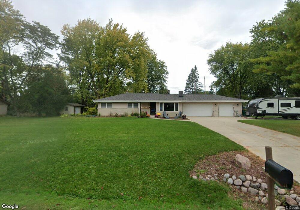 N100W15320 Mars Ct, Germantown, WI 53022 - photo 1