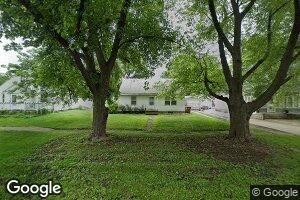 425 S Franklin St, Newell, IA 50568