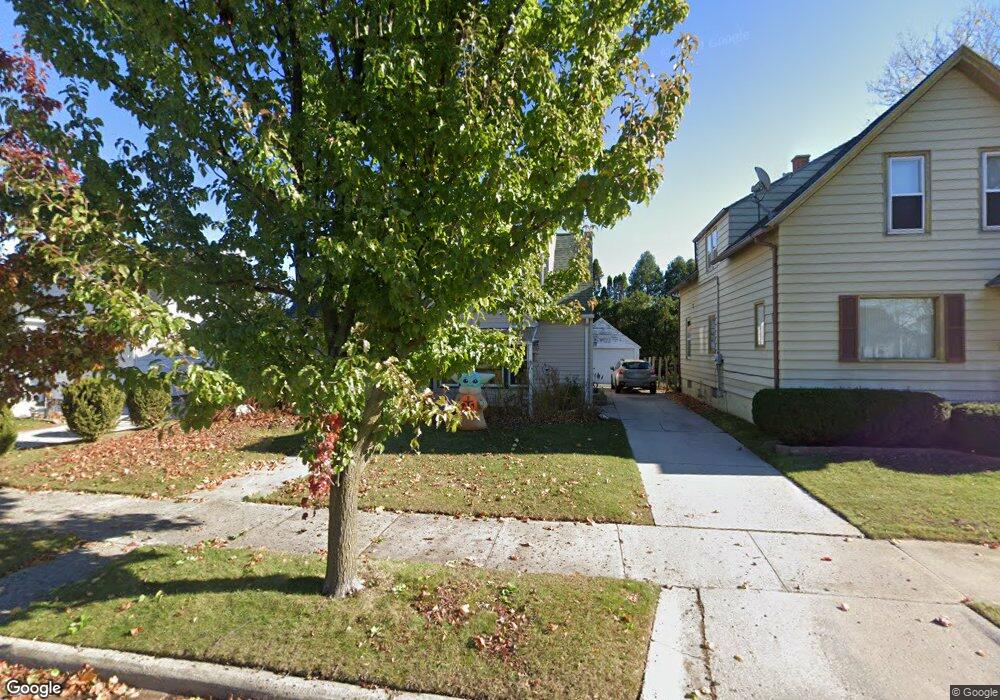 1113 Park Row Blvd, Manitowoc, WI 54220 - photo 1