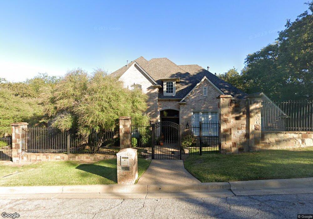 6817 Nob Hill Dr, North Richland Hills, TX 76182 - photo 1