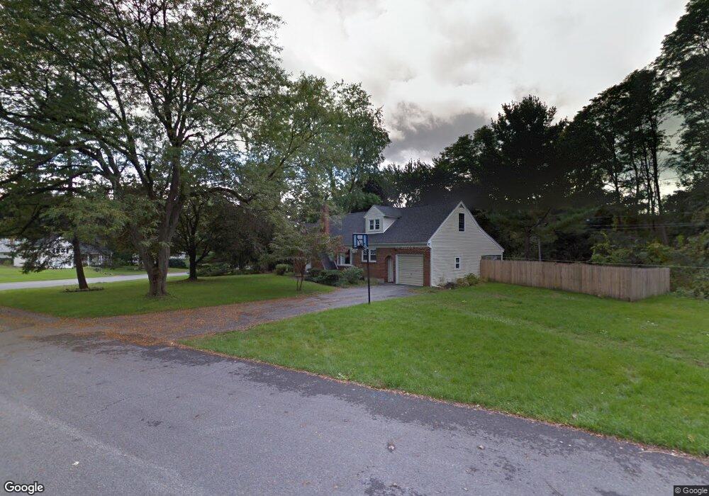 8 Friar Tuck Rd, Albany, NY 12203 - photo 1