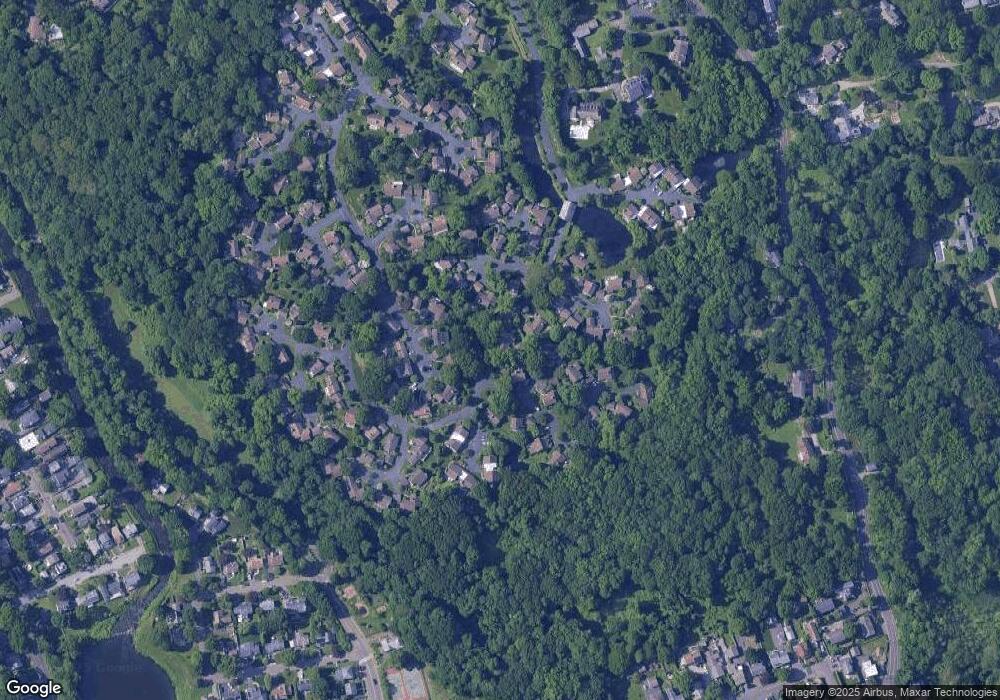 517 W Lyon Farm Dr, Greenwich, CT 06831 - photo 1