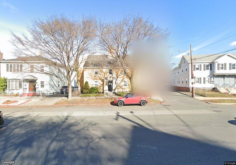 152 Boston St unit 3, Salem, MA 01970 - photo 1