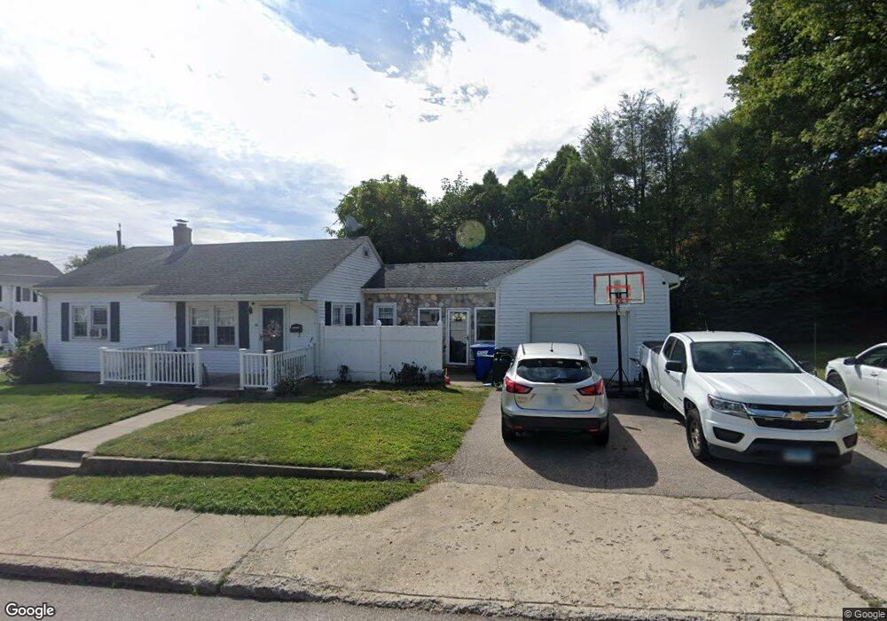 10 Field St, Pawcatuck, CT 06379 - photo 1