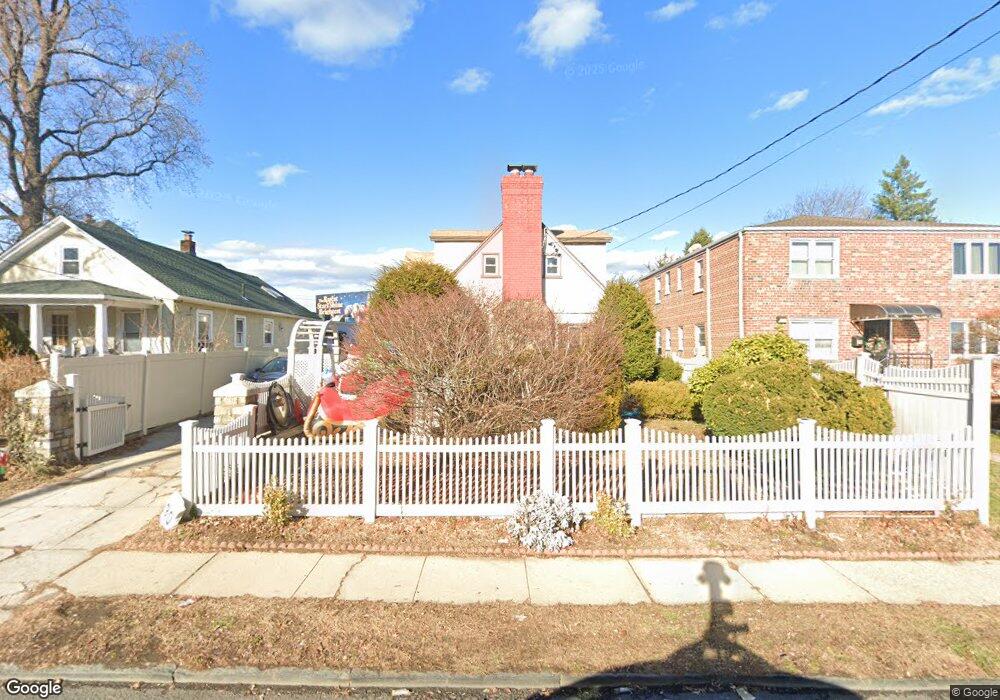 17 Vredenburgh Ave, Yonkers, NY 10704 - photo 1