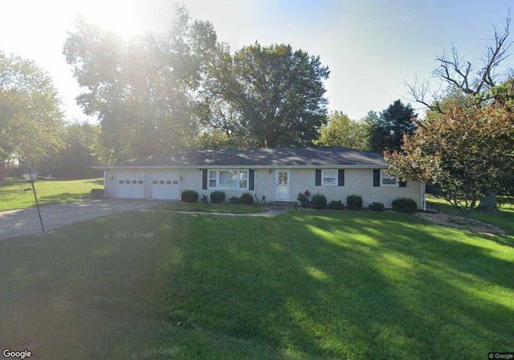 105 Bauer Ln, Maryville, IL 62062 - photo 1