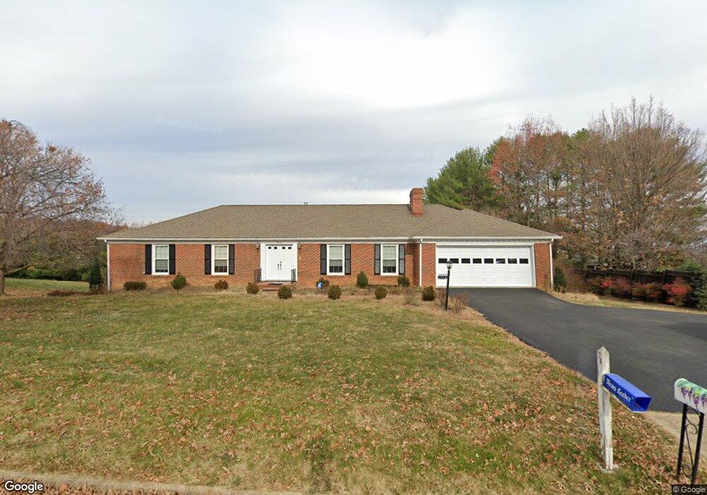 508 Willoughby Ln, Staunton, VA 24401 - photo 1