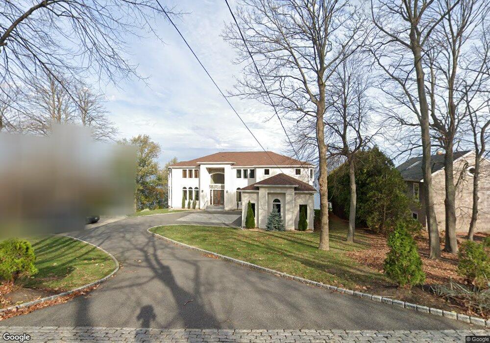 32 Maolis Rd, Nahant, MA 01908 - photo 1