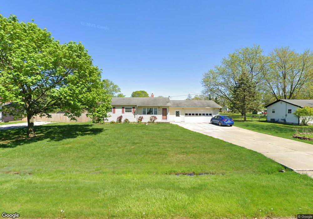 2403 Miami Beach Dr, Flint, MI 48507 - photo 1