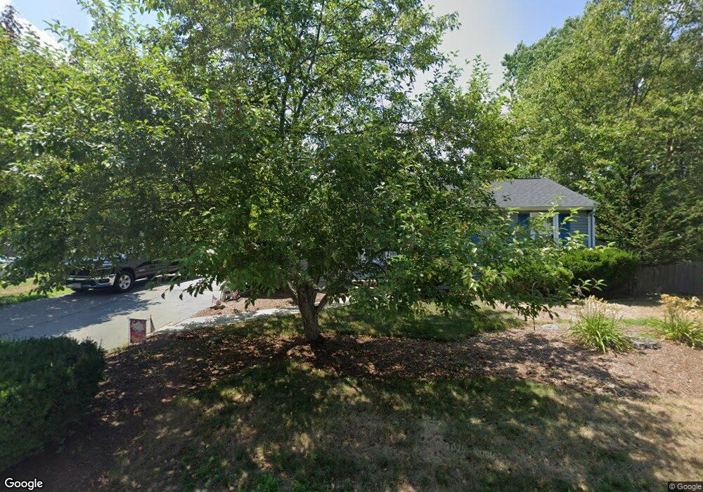 41 Sparrow Ln, Warwick, RI 02889 - photo 1