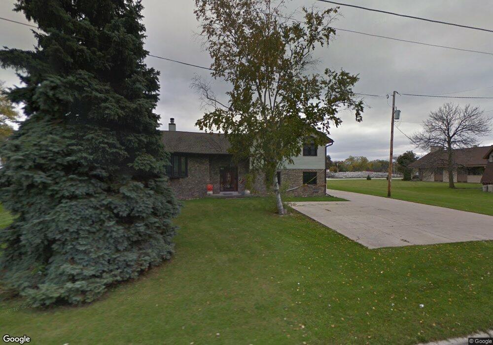 N84W16453 Menomonee Ave, Menomonee Falls, WI 53051 - photo 1