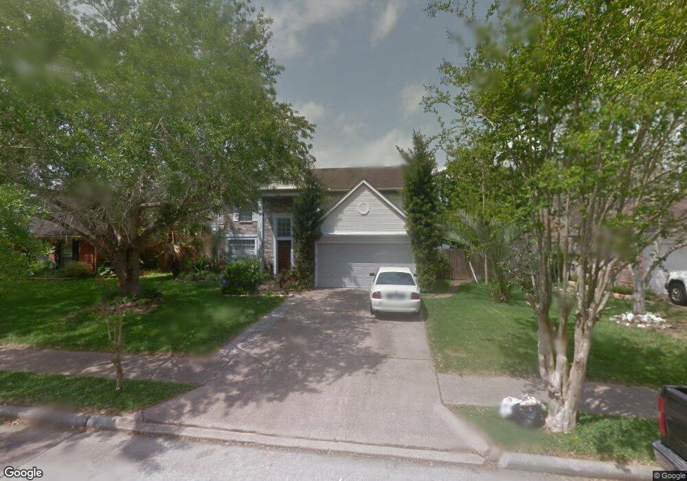 3906 Spring Garden Dr, Pearland, TX 77584 - photo 1