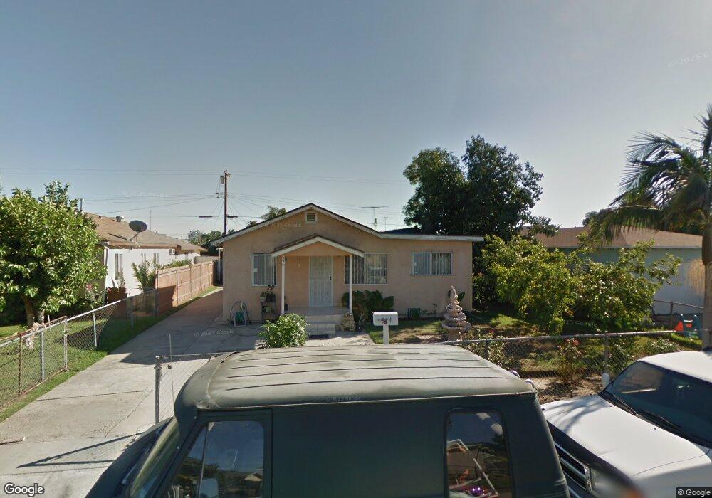 524 W Cressey St, Compton, CA 90222 - photo 1