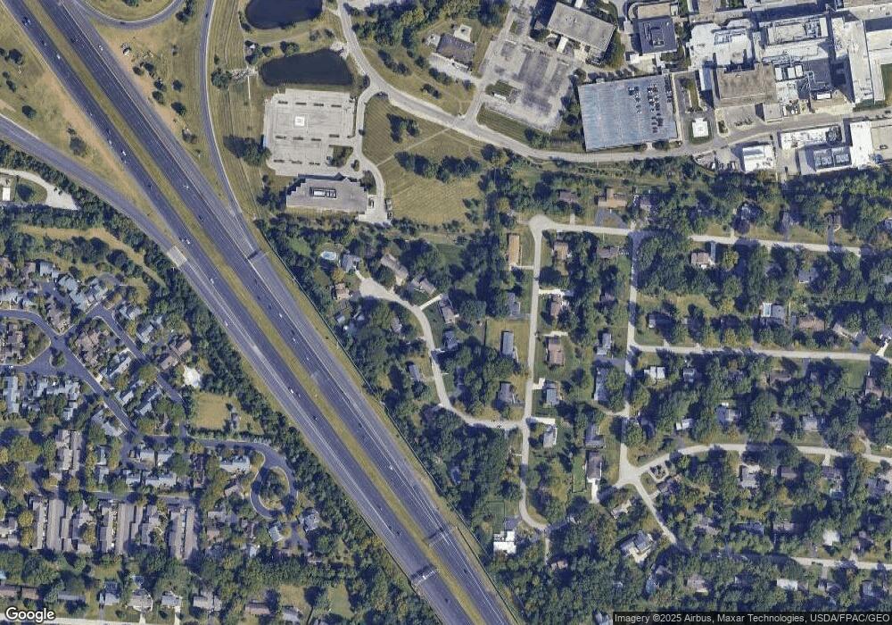 5764 Old Trail Ct, Columbus, OH 43213 - photo 1