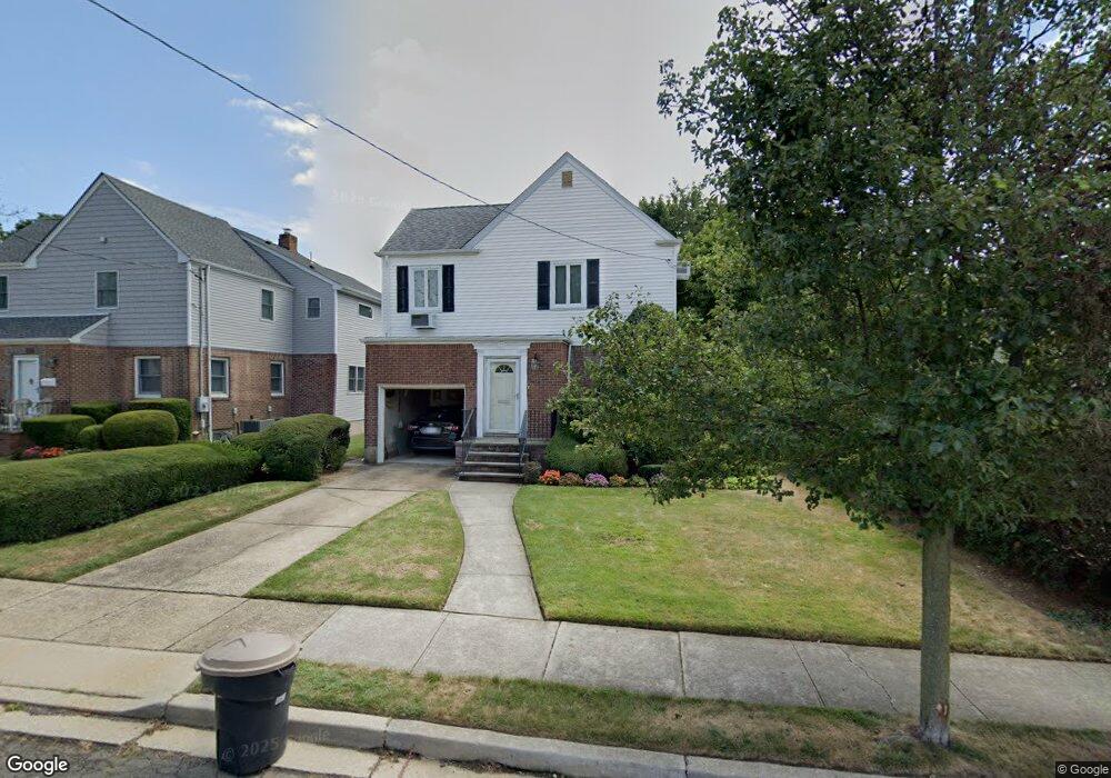 461 Langley Ave, West Hempstead, NY 11552 - photo 1