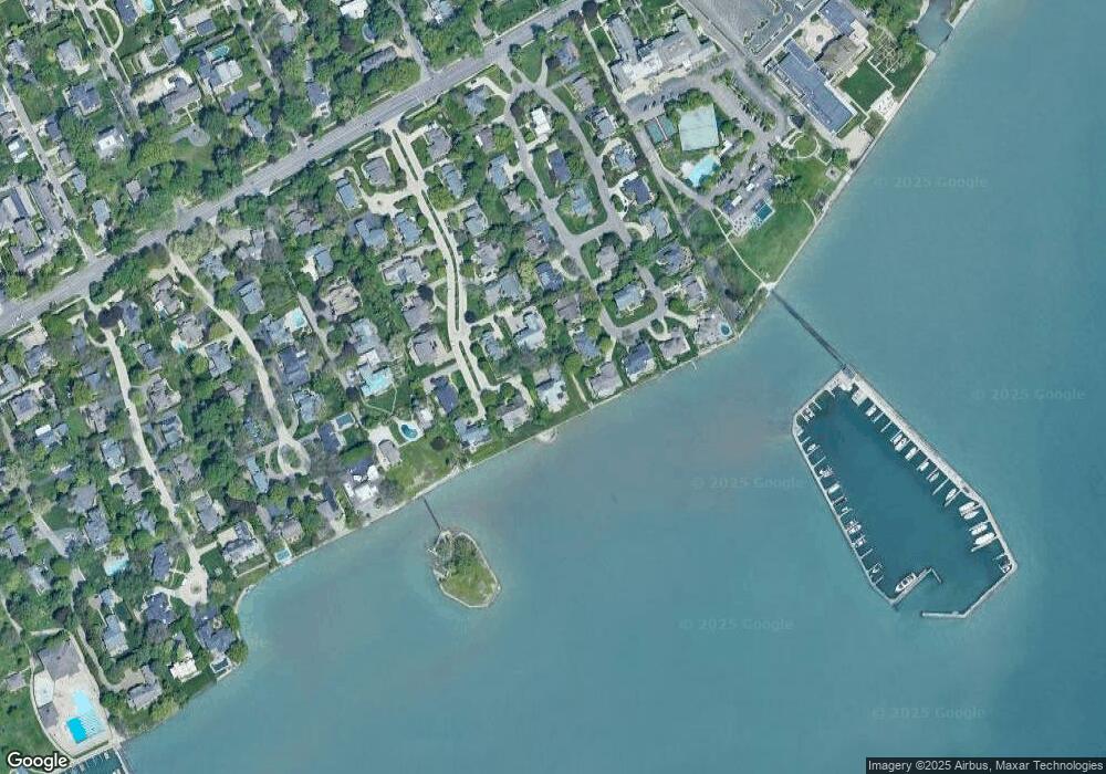 2 Dodge Place, Grosse Pointe, MI 48230 - photo 1