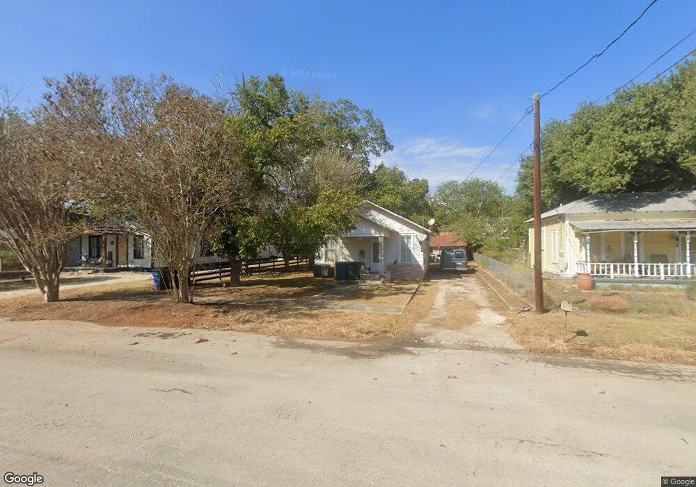 357 E Camp St, New Braunfels, TX 78130 - photo 1
