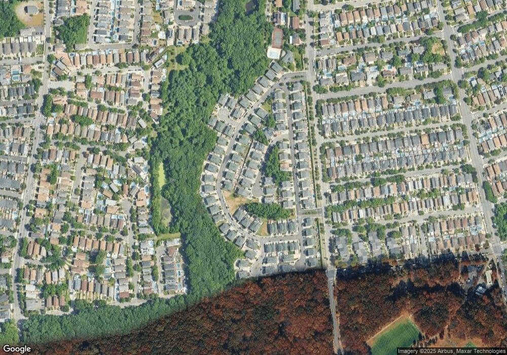 38 Foothill Ct, Staten Island, NY 10309 - photo 1