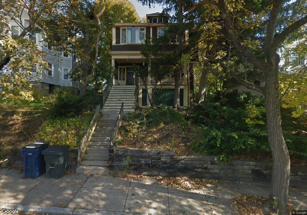 59 Manthorne St unit 1, Boston, NY 11111 - photo 1