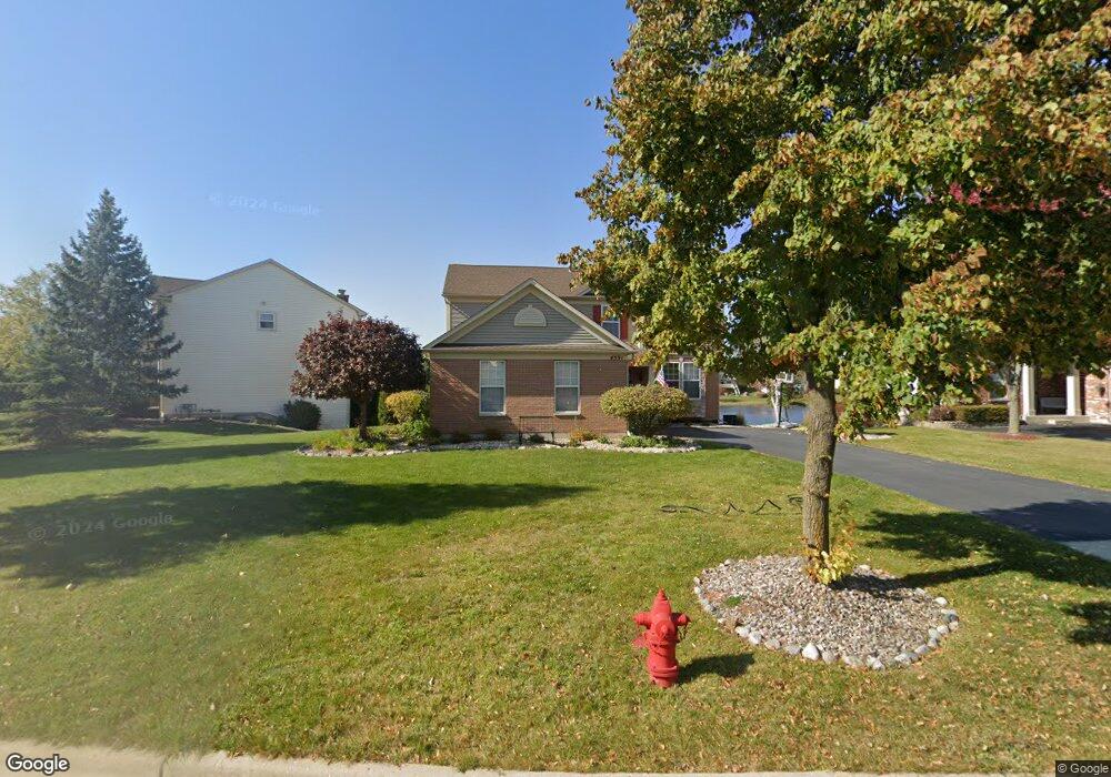 4391 Whitehall Ln, Algonquin, IL 60102 - photo 1