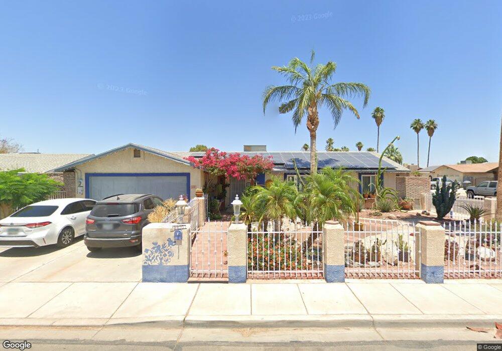 2910 W 21st St, Yuma, AZ 85364 - photo 1