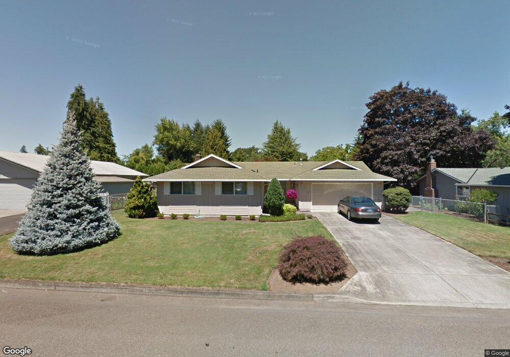 1460 N Maple St, Canby, OR 97013 - photo 1