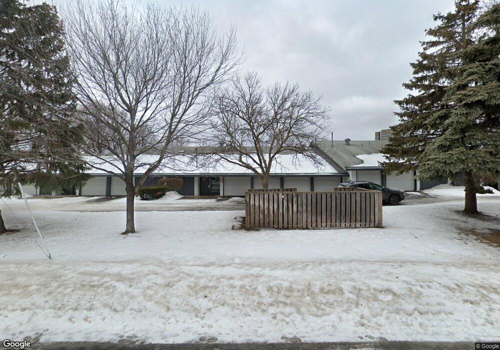 8232 Fremont Ave S unit B, Bloomington, MN 55420 - photo 1