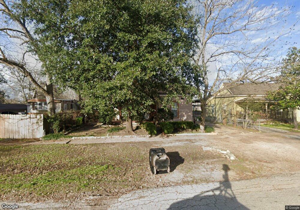 818 7th St, Rosenberg, TX 77471 - photo 1