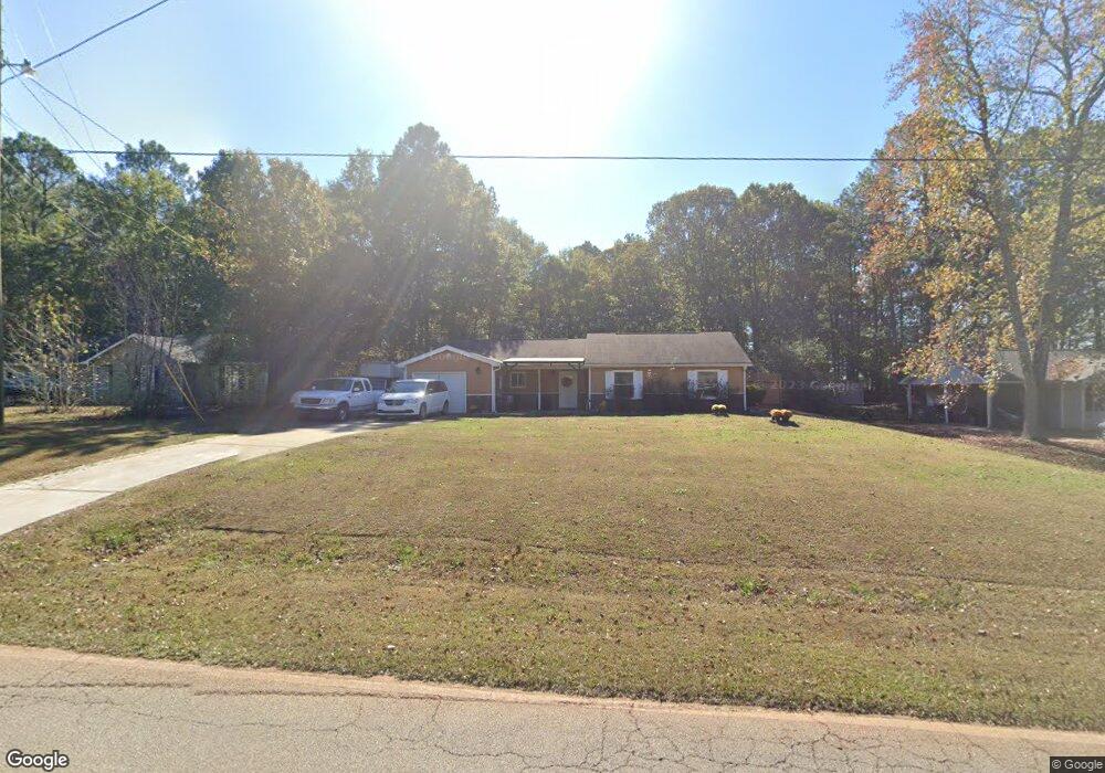 725 Mills Dr, Covington, GA 30016 - photo 1