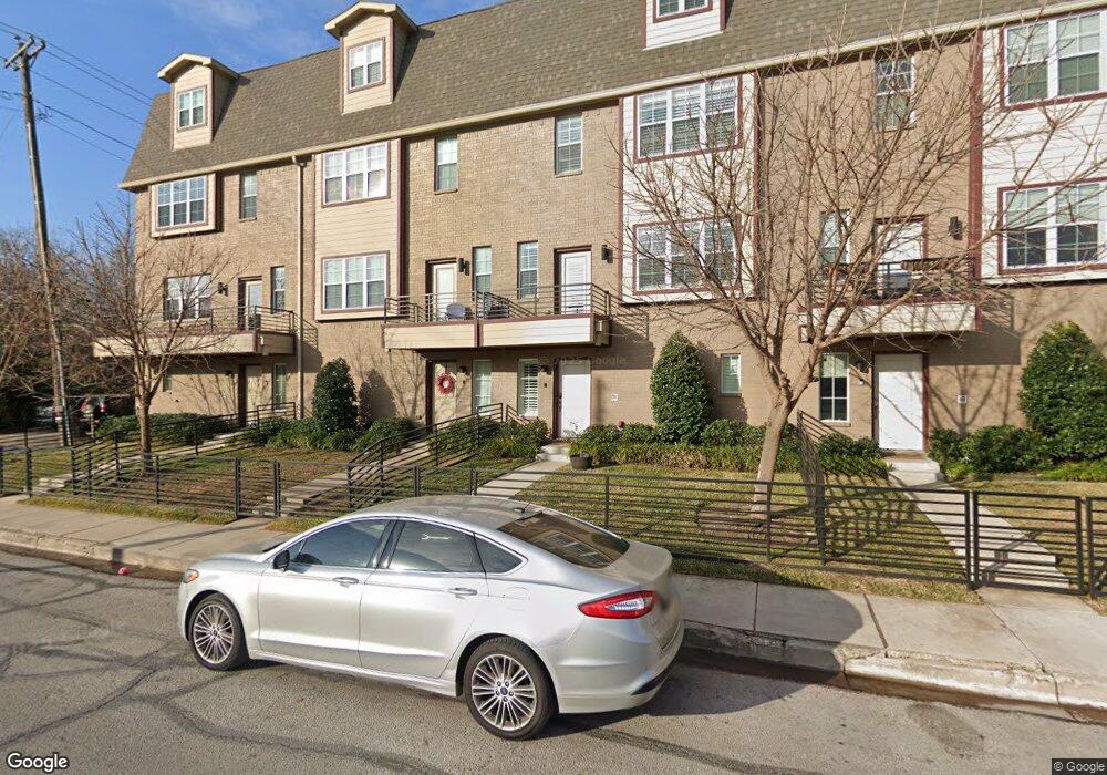 5820 Bryan Pkwy unit 30, Dallas, TX 75206 - photo 1