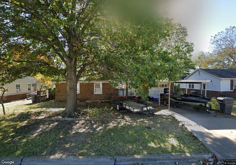 438 Locust St, Ardmore, OK 73401 - photo 1