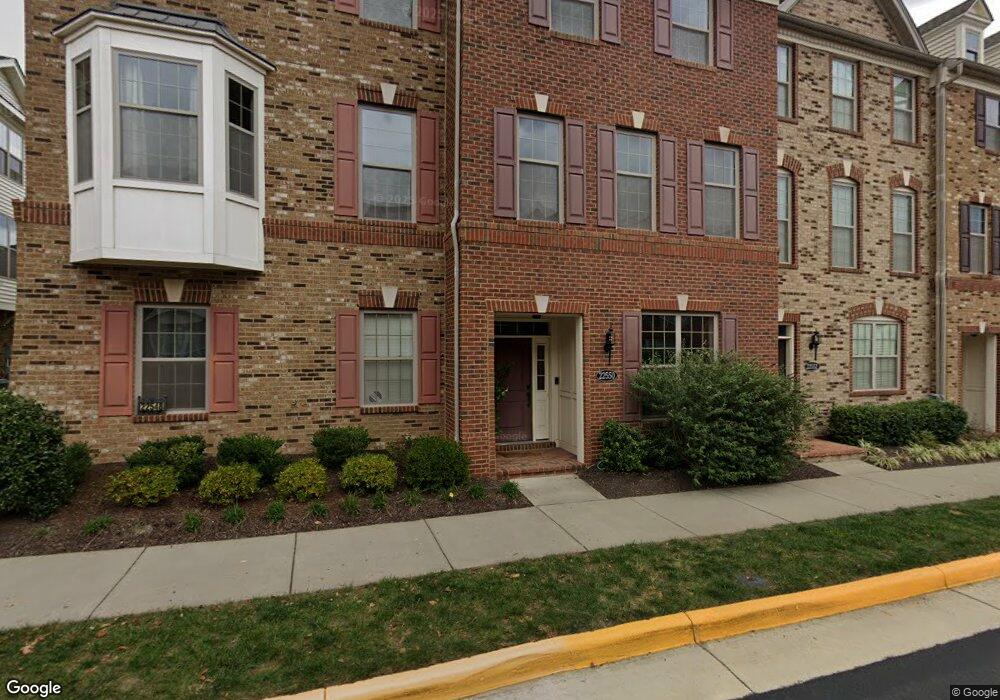 22550 Cambridgeport Square, Ashburn, VA 20148 - photo 1