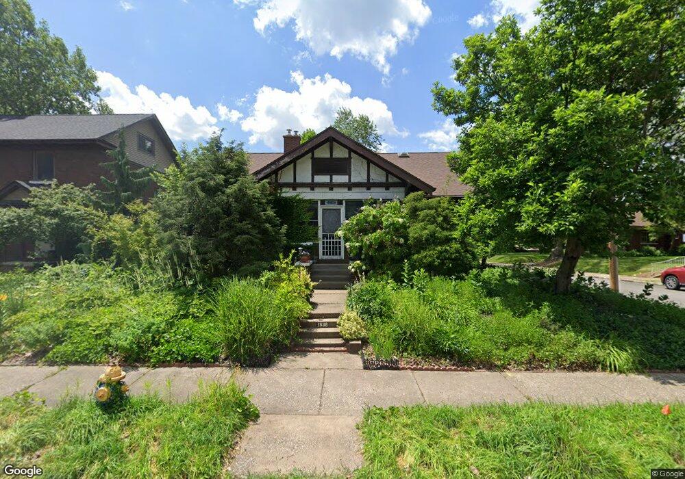 1936 Pershing Ave, Davenport, IA 52803 - photo 1