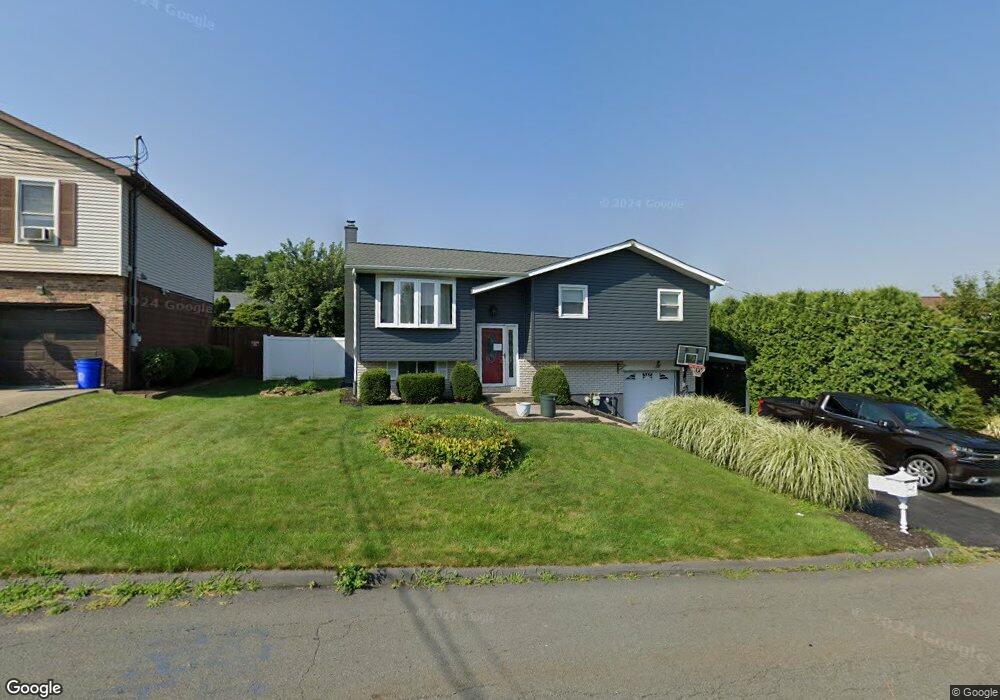 38 Highland Dr, Hanover Township, PA 18706 - photo 1