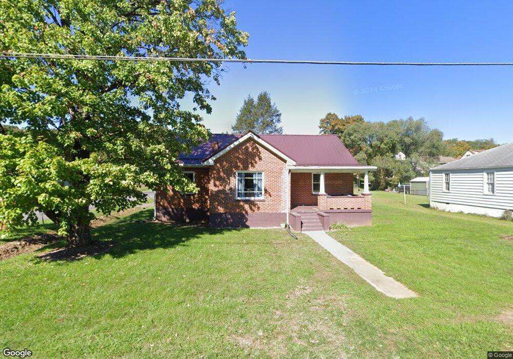 2302 Athol St, Clifton Forge, VA 24422 - photo 1