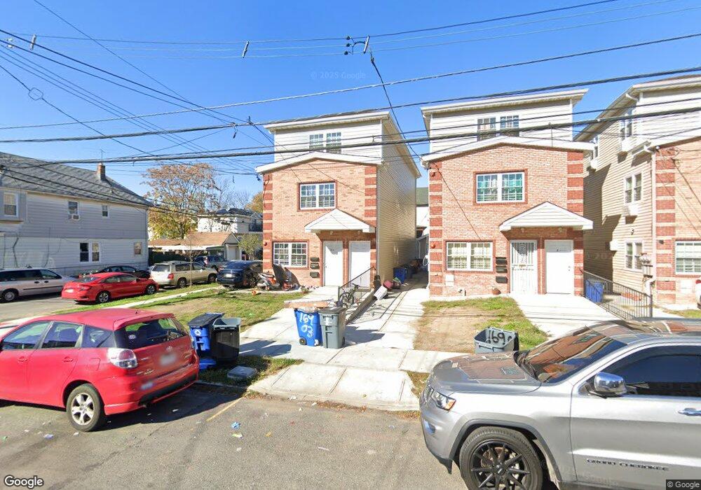 16902 107th Ave, Jamaica, NY 11433 - photo 1