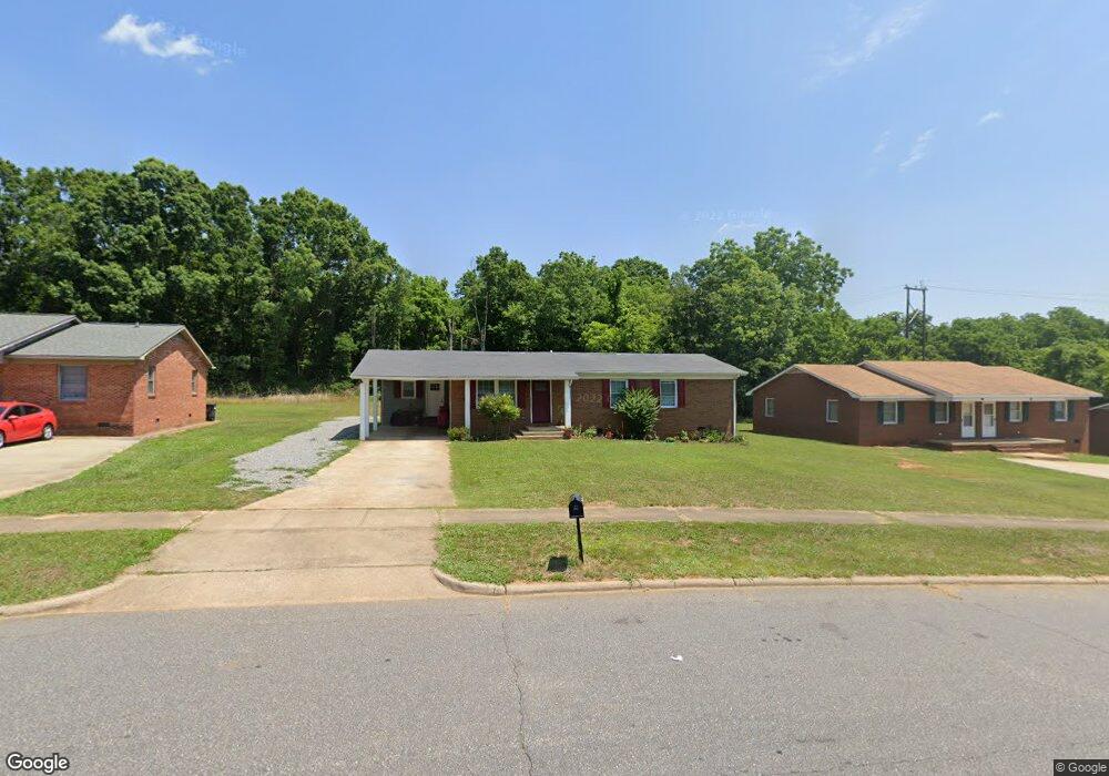 219 Adams St, Statesville, NC 28677 - photo 1