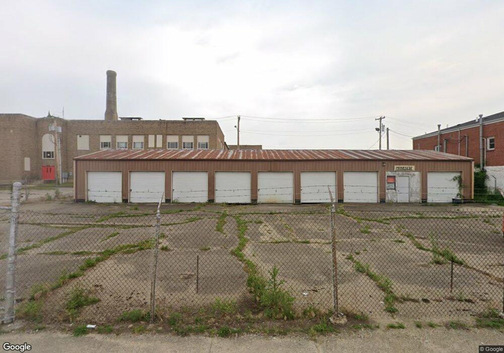 916 E 21st St, Anderson, IN 46016 - photo 1