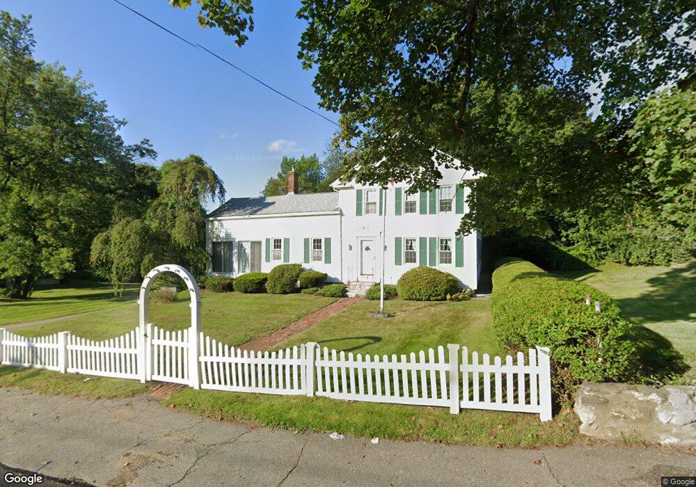 885 Pleasant St, Rochdale, MA 01542 - photo 1