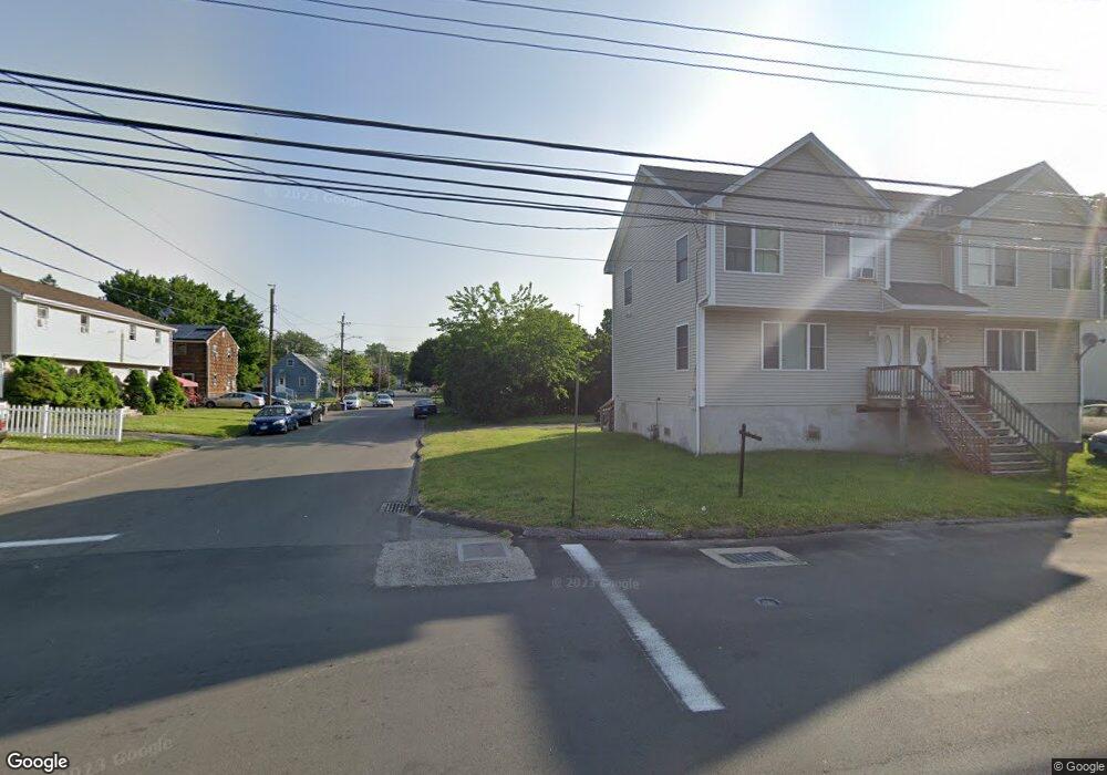 112 Columbus Ave, Stratford, CT 06615 - photo 1