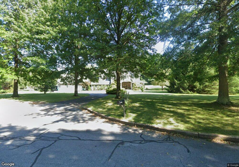 6 Saddleview Ln, Doylestown, PA 18902 - photo 1